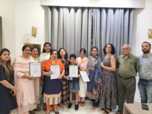 Read more about the article AASEHSAAS NGO under the presence of state joint secretary youth AAP Punjab Gunjeet Ruchi Bawa honoured teachers who are changing the lives of students